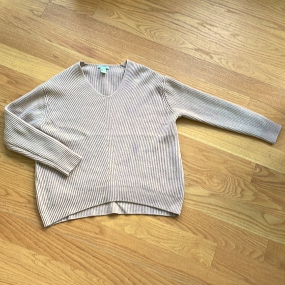 💯 cashmere V neck sweater - Picture 3 of 10